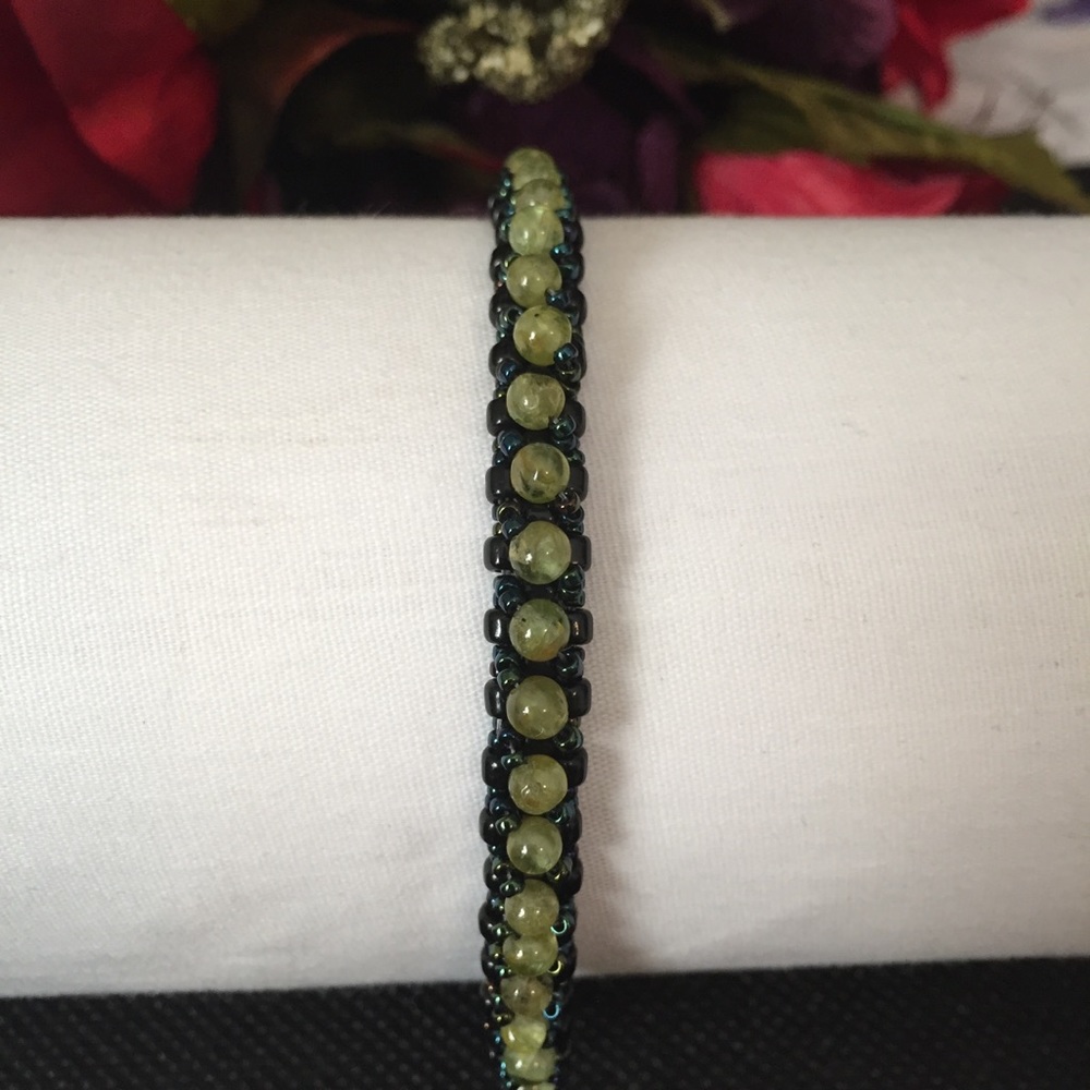 Peridot Bracelet by JEWELRY FROM THE HEART - Picture 4 of 6